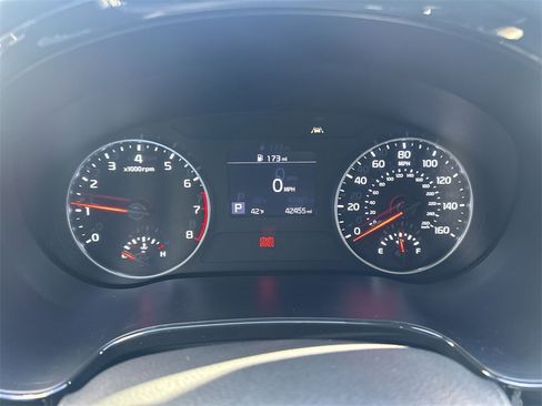 Used 2023 Kia Seltos Nightfall Edition image 7