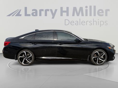 Used 2022 Honda Accord Sport image 6