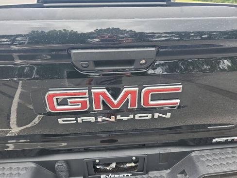 New 2026 GMC Canyon AT4 w/ AT4 Premium Package AWD/4WD image 5