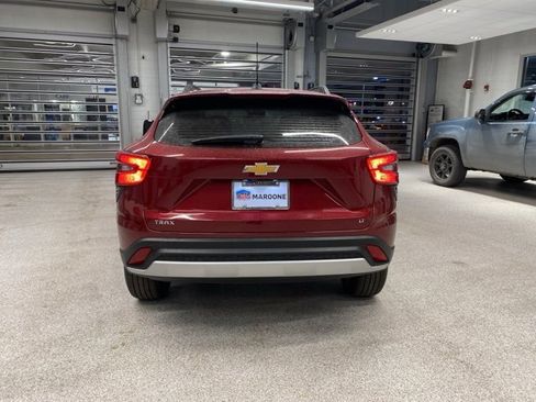 New 2025 Chevrolet Trax LT w/ Driver Confidence Package image 4