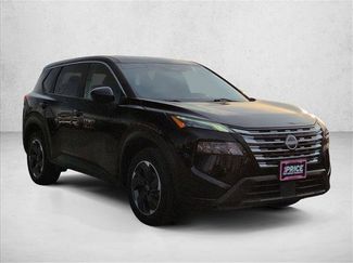 Used 2024 Nissan Rogue SV video 3