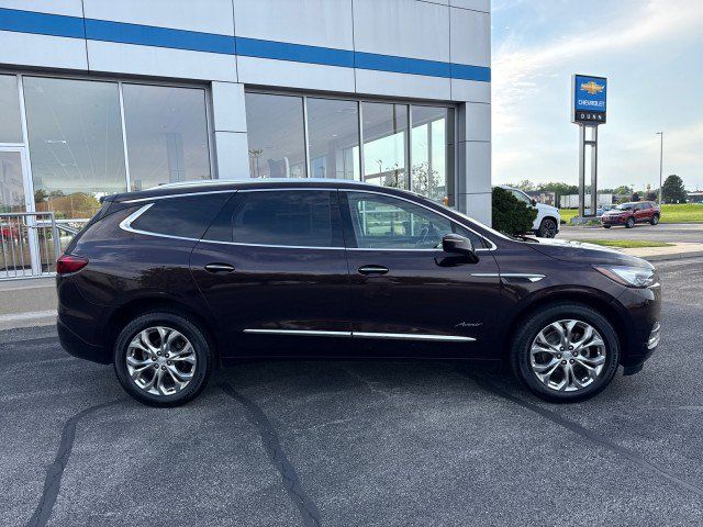 Used 2020 Buick Enclave Avenir w/ Avenir Technology Package AWD/4WD image 2