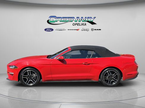 Used 2023 Ford Mustang Premium image 4