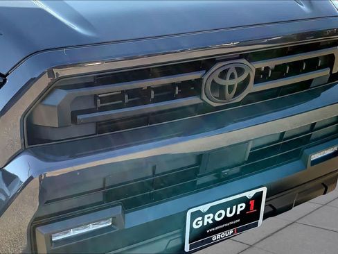 Used 2025 Toyota 4Runner SR5 RWD image 29