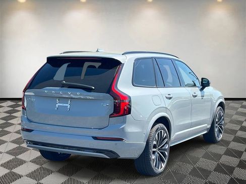 New 2026 Volvo XC90 T8 Ultra w/ Protection Package Premier AWD/4WD image 3