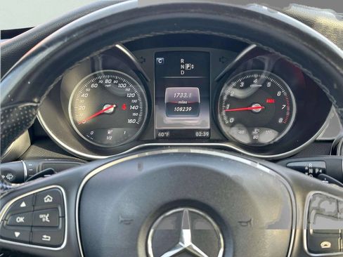 Used 2015 Mercedes-Benz C 300 C 300 4MATIC AWD 4dr Sedan image 25