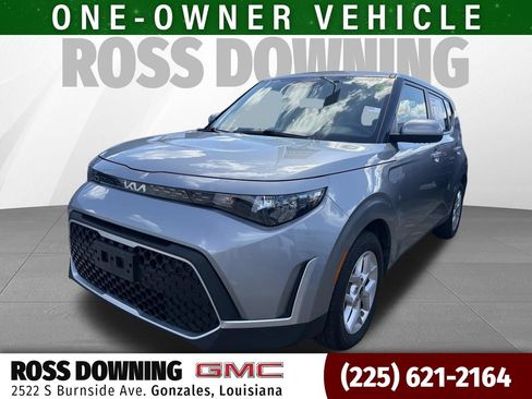 Used 2024 Kia Soul LX w/ Option Group 015 FWD image 1