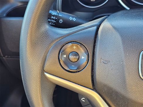 Used 2018 Honda Fit LX image 19