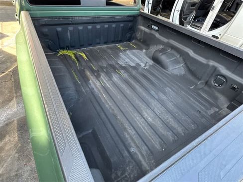 Used 2022 Nissan Frontier SV w/ Technology Package image 7