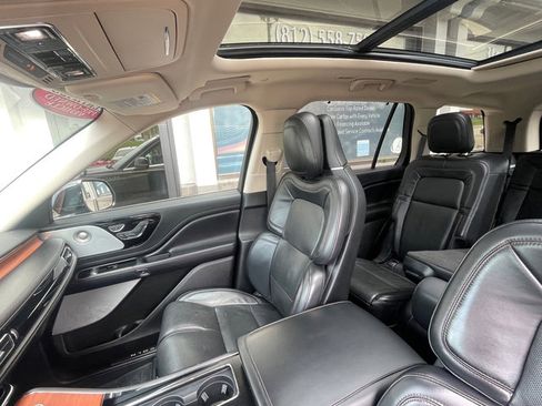 Used 2020 Lincoln Aviator Reserve w/ Equipment Group 201A image 13