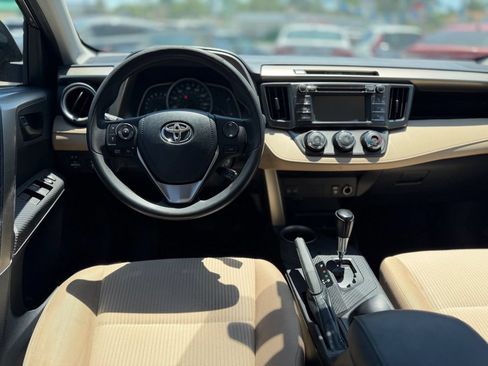 Used 2013 Toyota RAV4 LE AWD/4WD image 20