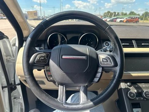Used 2018 Land Rover Range Rover Evoque SE Premium AWD/4WD image 29