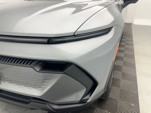 New 2026 Chevrolet Equinox EV LT image 11