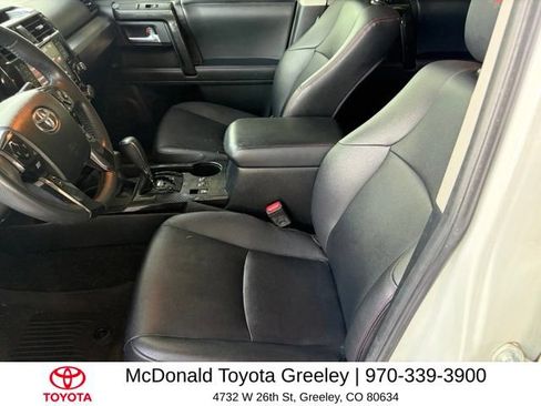 Used 2020 Toyota 4Runner Venture w/ Moonroof Package AWD/4WD image 9