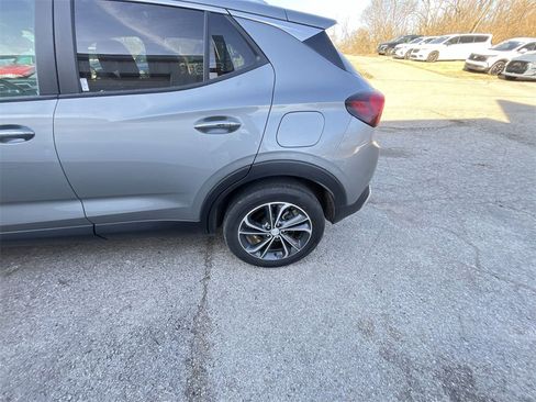 Used 2023 Buick Encore GX Select image 10