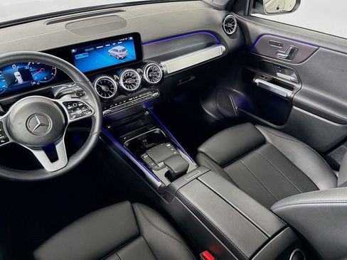 Used 2022 Mercedes-Benz GLB 250 image 22
