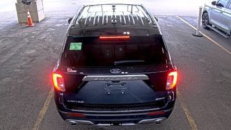 Used 2023 Ford Explorer Limited w/ Limited Technology Package AWD/4WD image 5