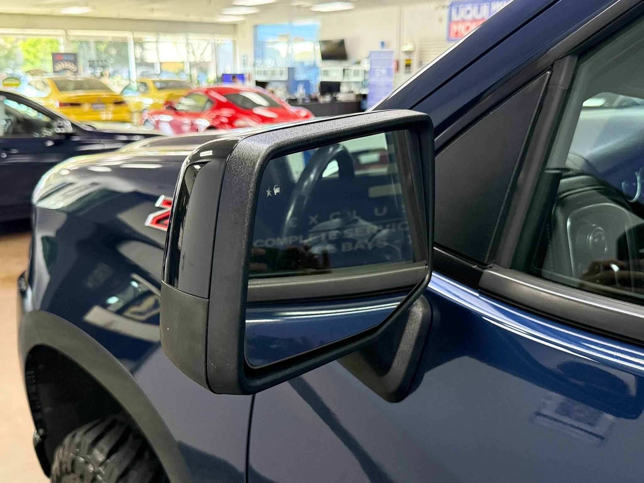 Used 2019 Chevrolet Silverado 1500 LT Trail Boss AWD/4WD image 8