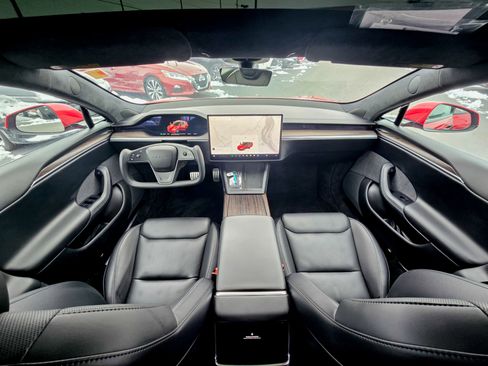 Used 2021 Tesla Model S Plaid image 28