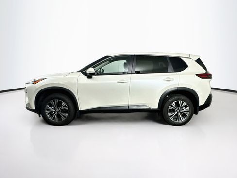 Used 2023 Nissan Rogue SV FWD image 4