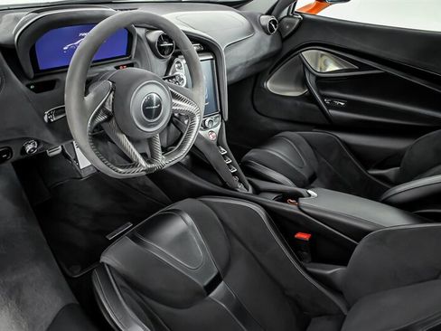 Used 2018 McLaren 720S Performance RWD image 21