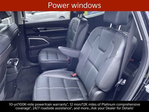Certified 2024 Kia Telluride EX w/ EX Captain's Chair Package AWD/4WD image 29