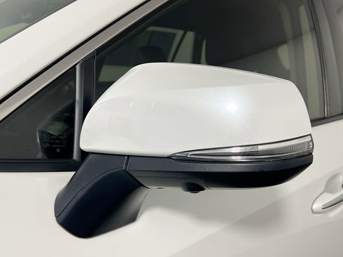 Used 2024 Toyota RAV4 Limited image 12