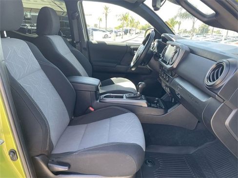 Used 2023 Toyota Tacoma TRD Off-Road image 26