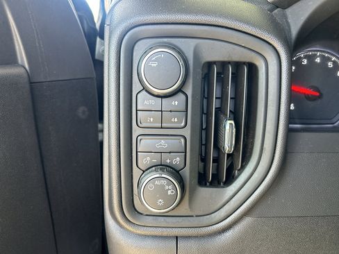 Used 2023 Chevrolet Silverado 1500 Custom Trail Boss image 23