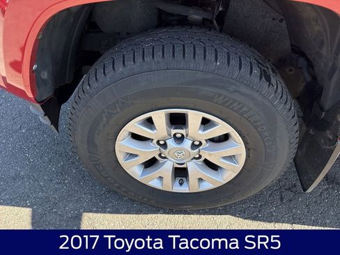 Used 2017 Toyota Tacoma SR5 w/ Tow Package AWD/4WD image 10