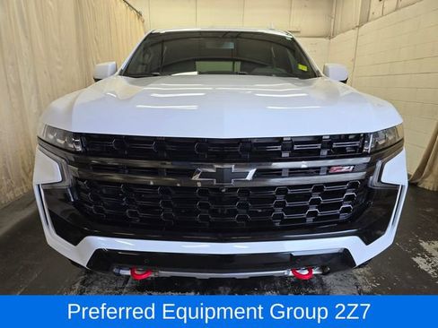 Used 2022 Chevrolet Tahoe Z71 w/ Z71 Off-Road Package AWD/4WD image 3