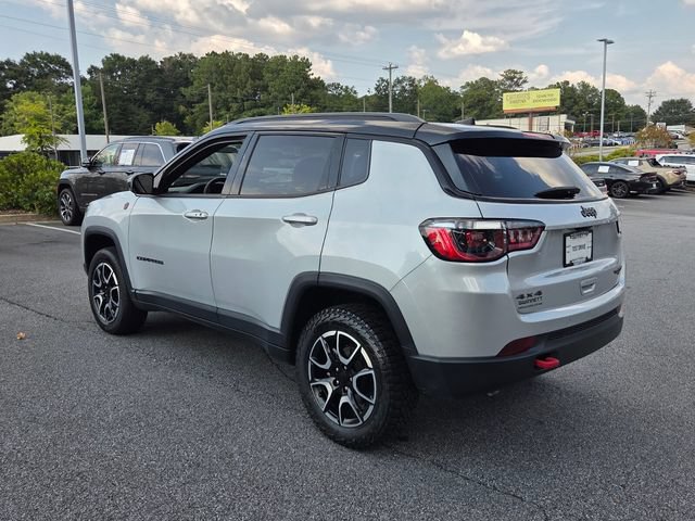Used 2024 Jeep Compass Trailhawk AWD/4WD image 6