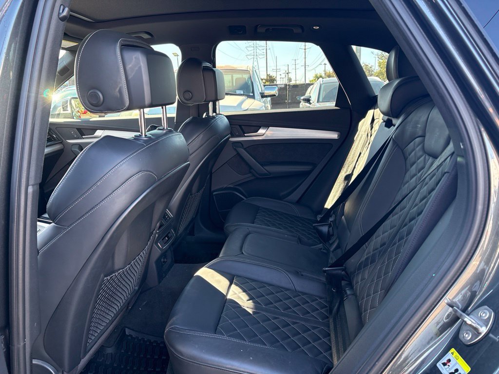 Used 2018 Audi SQ5 Prestige AWD/4WD image 11
