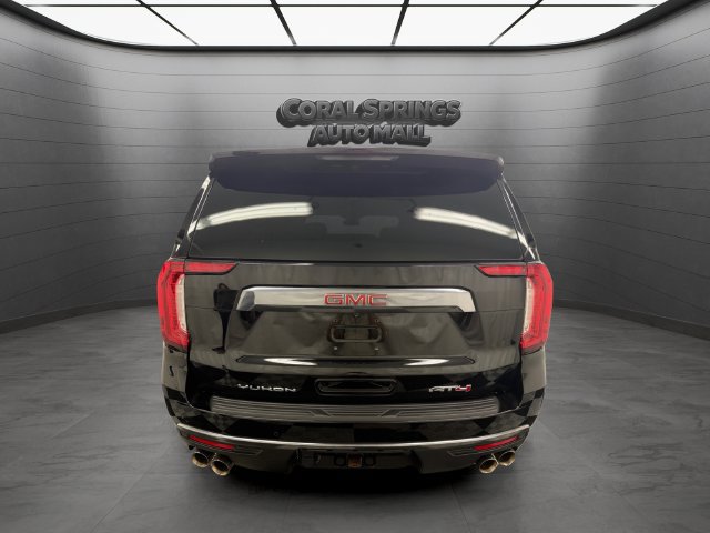 Used 2024 GMC Yukon XL AT4 w/ Technology Package AWD/4WD image 6