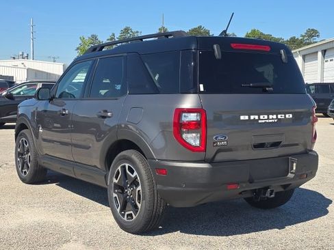 Used 2022 Ford Bronco Sport Outer Banks w/ Tech Package AWD/4WD image 3