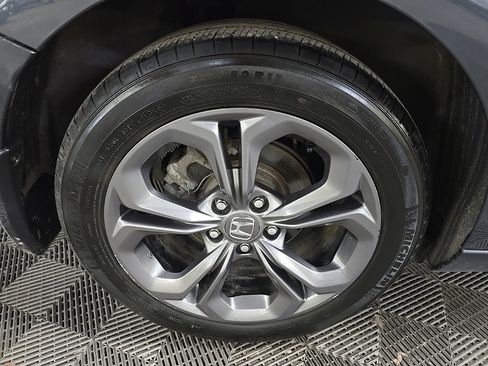 Used 2023 Honda Accord EX image 14