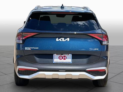 Used 2023 Kia Sportage EX AWD/4WD image 5