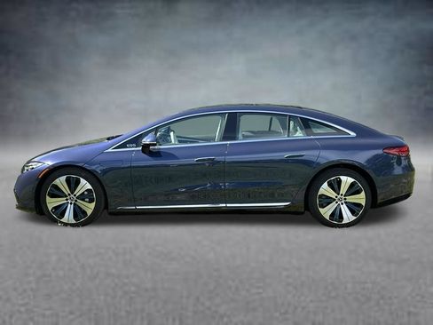 Used 2023 Mercedes-Benz EQS 450+ Sedan image 8
