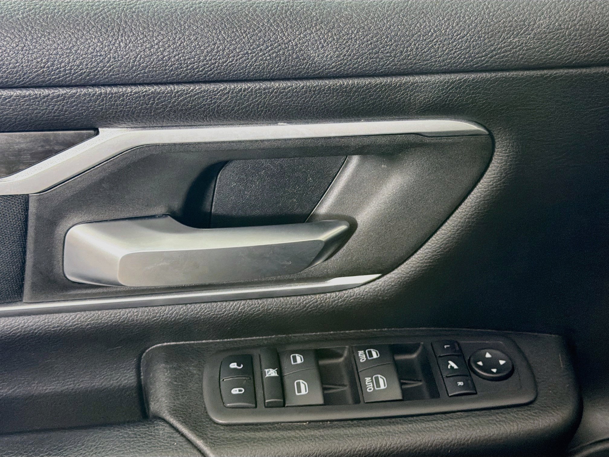 Used 2023 RAM 1500 Big Horn AWD/4WD image 15