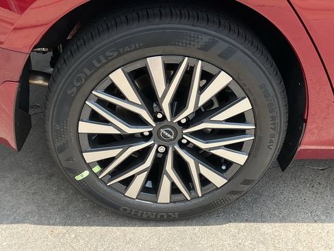 New 2026 Nissan Altima 2.5 SV FWD image 7