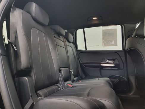 Used 2023 Mercedes-Benz GLB 250 4MATIC image 19