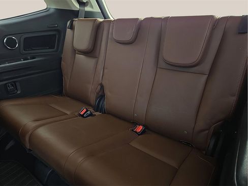 Used 2020 Subaru Ascent Touring w/ Popular Package #2 image 9