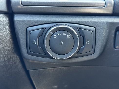 Used 2016 Ford Fusion SE image 26