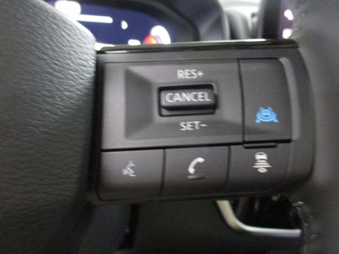 New 2026 Nissan Rogue Platinum AWD/4WD image 25