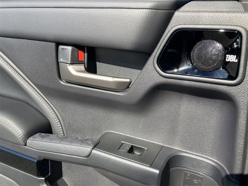 New 2026 Toyota 4Runner Limited image 12