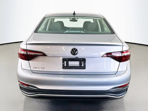 Used 2024 Volkswagen Jetta S FWD image 6