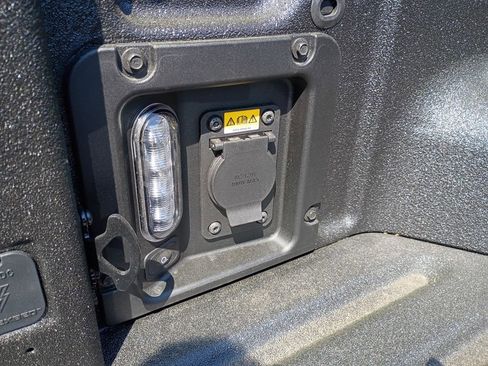 New 2026 Ford Maverick Lariat image 6