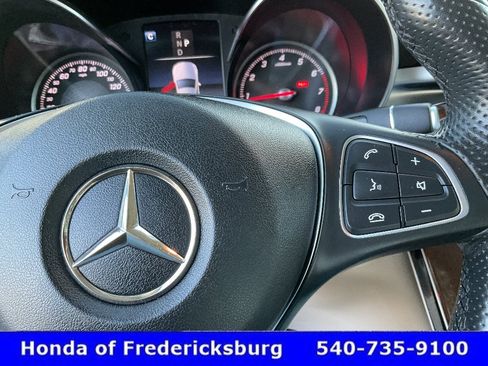 Used 2018 Mercedes-Benz GLC 300 4MATIC image 37