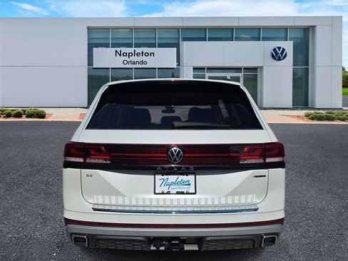 New 2026 Volkswagen Atlas Peak Edition AWD/4WD image 5