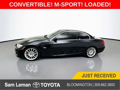 Used 2012 BMW 328i Convertible image 4